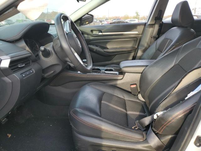 Nissan Altima Sr Image 7