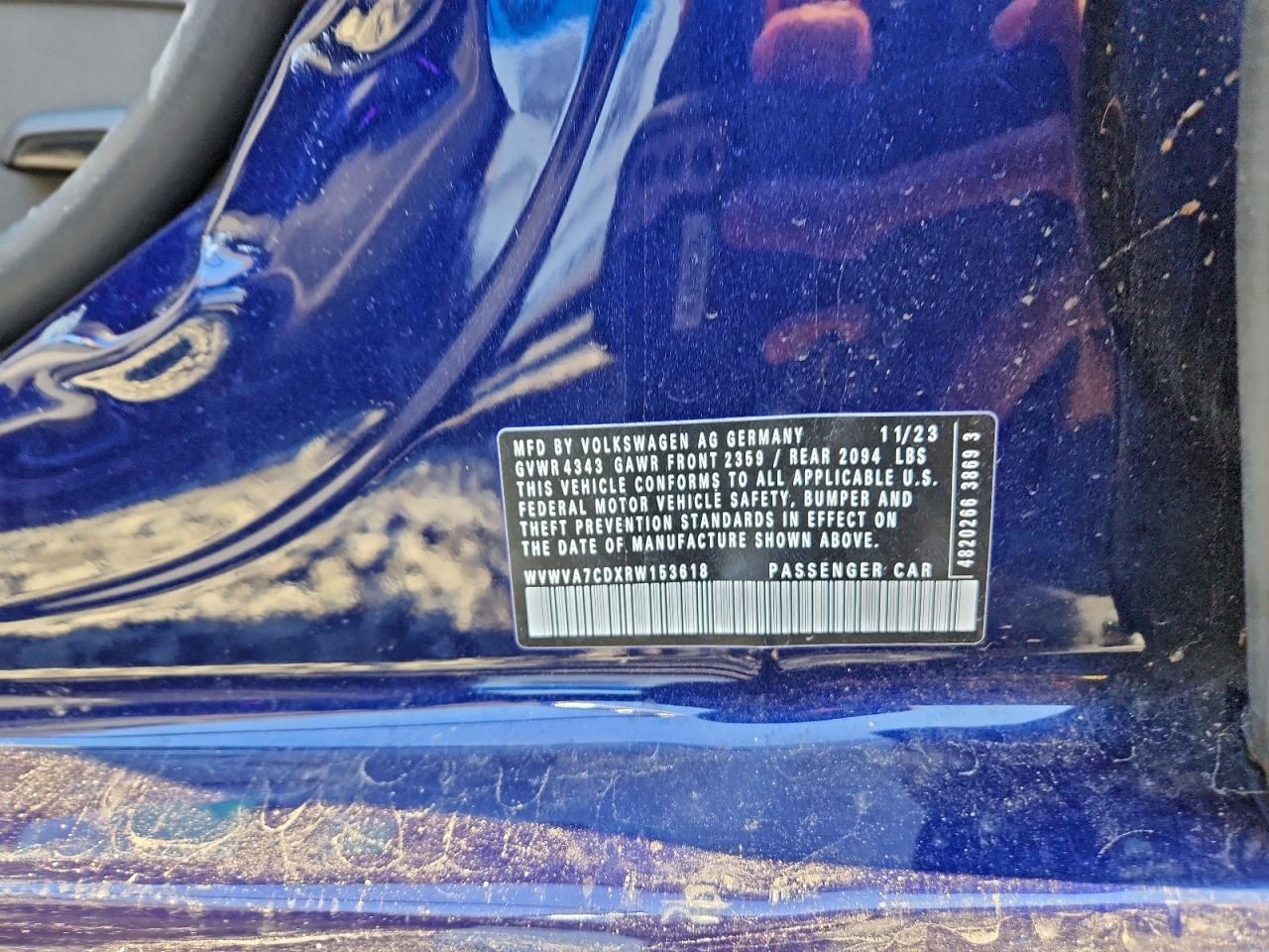 Volkswagen GTI Autobahn Image 9