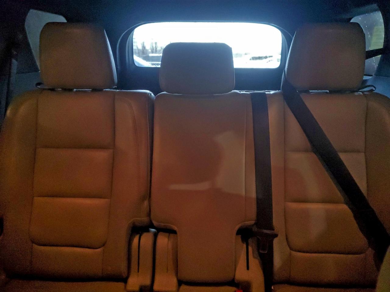 Ford Explorer Xlt Image 12