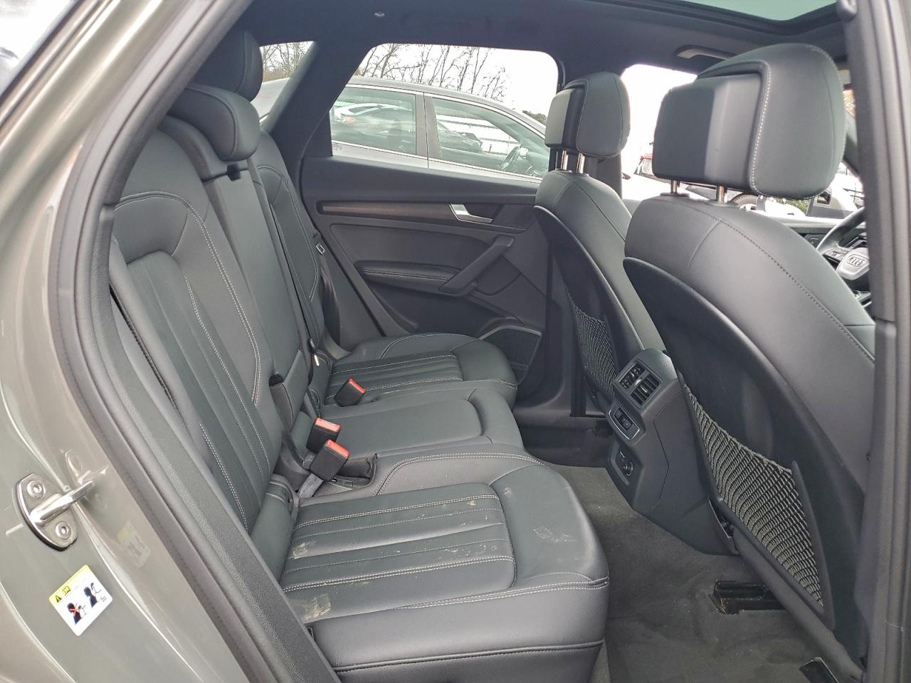 Audi Q5 Premium Plus 45 Image 11