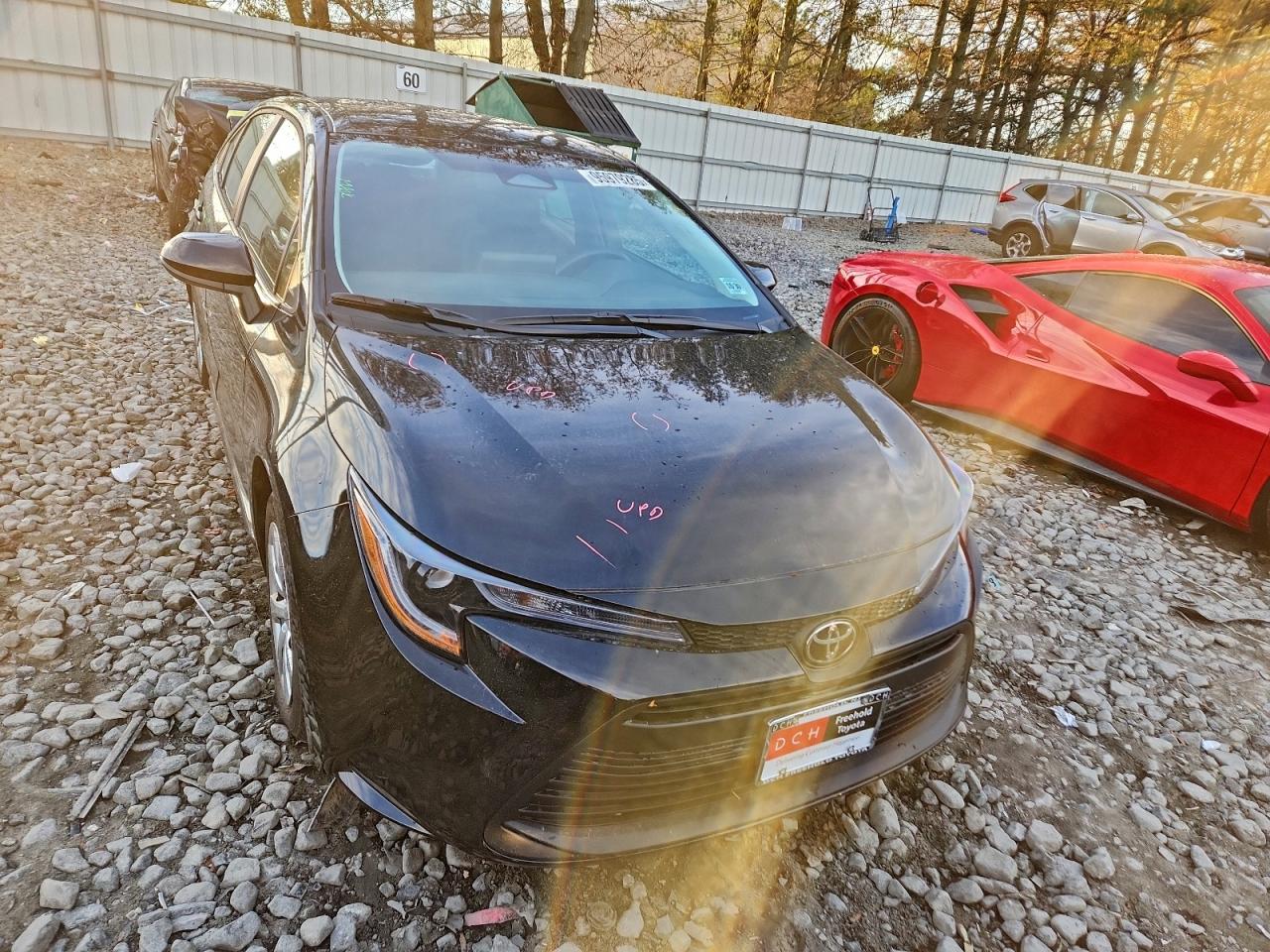 Toyota Corolla Le Image 8