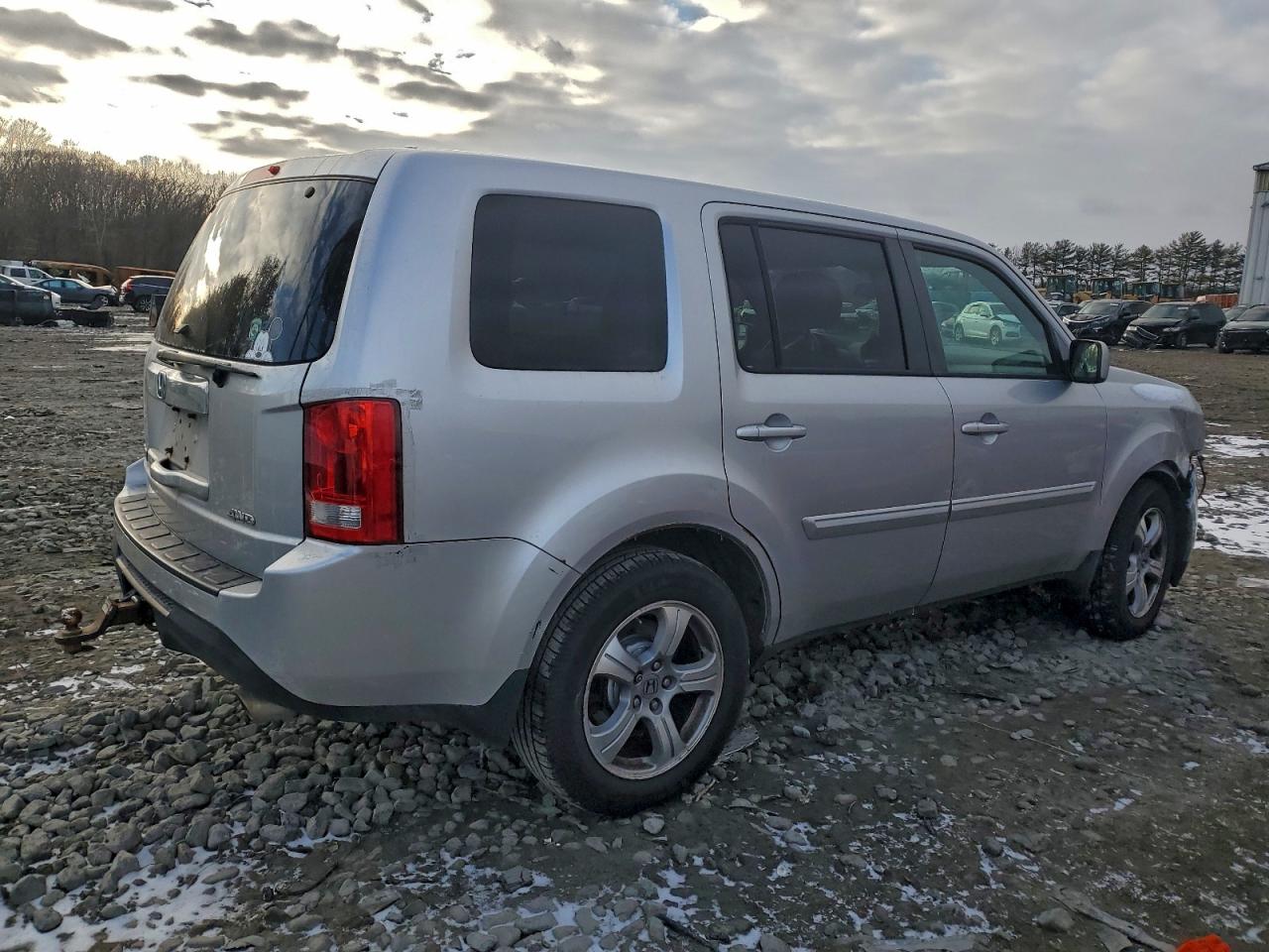 Honda Pilot Ex Image 12