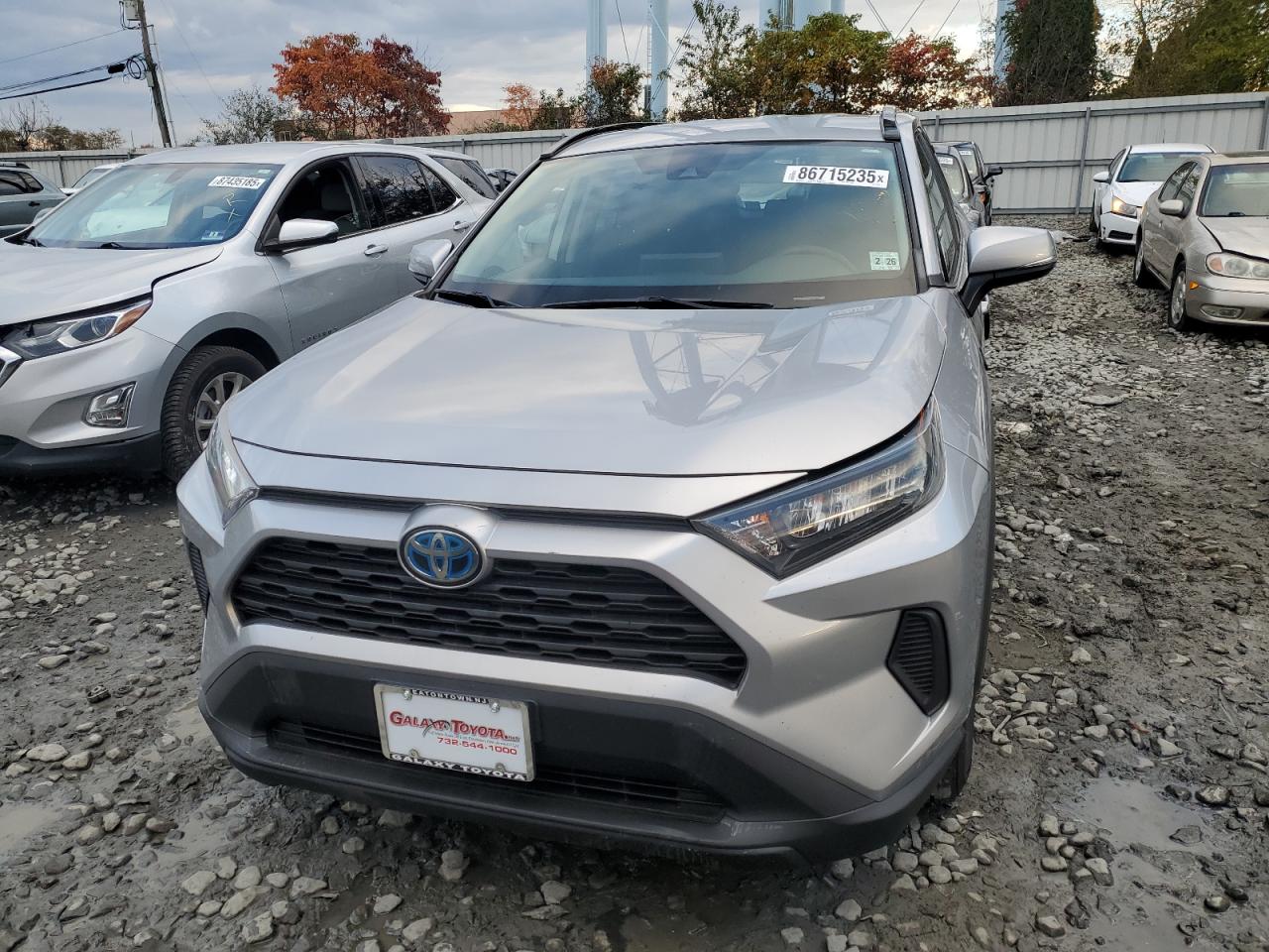Toyota RAV4 Le Image 5