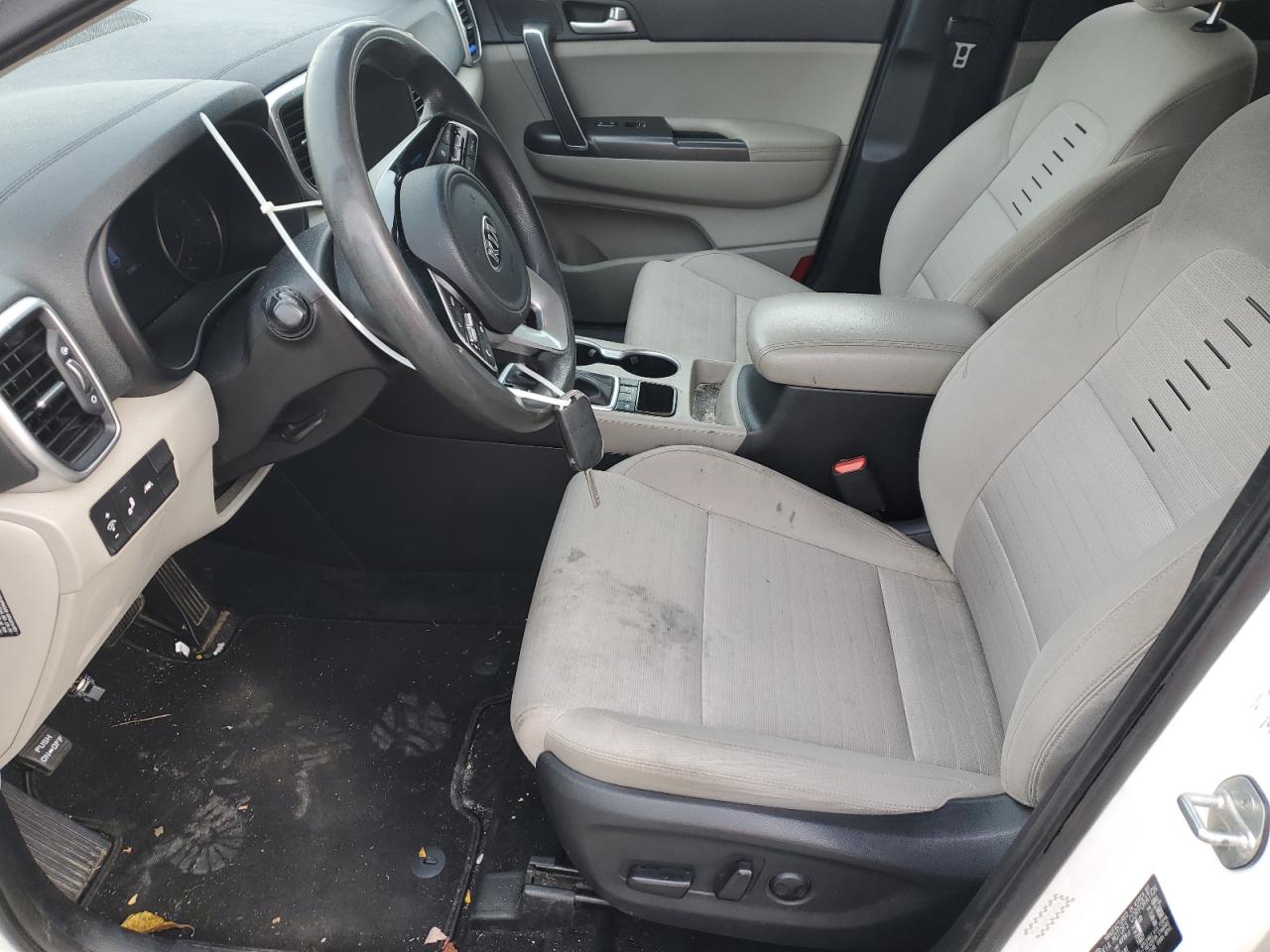 Kia Sportage Lx Image 2