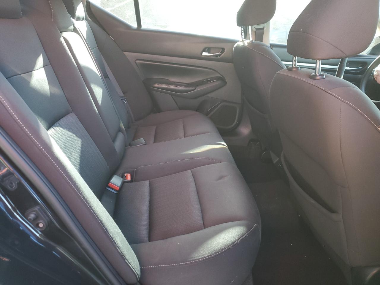 Nissan Altima Sv Image 8