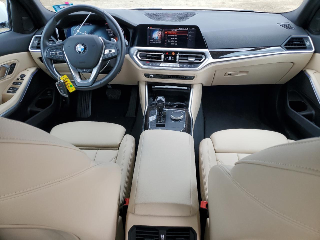 BMW 3 Series Image 9