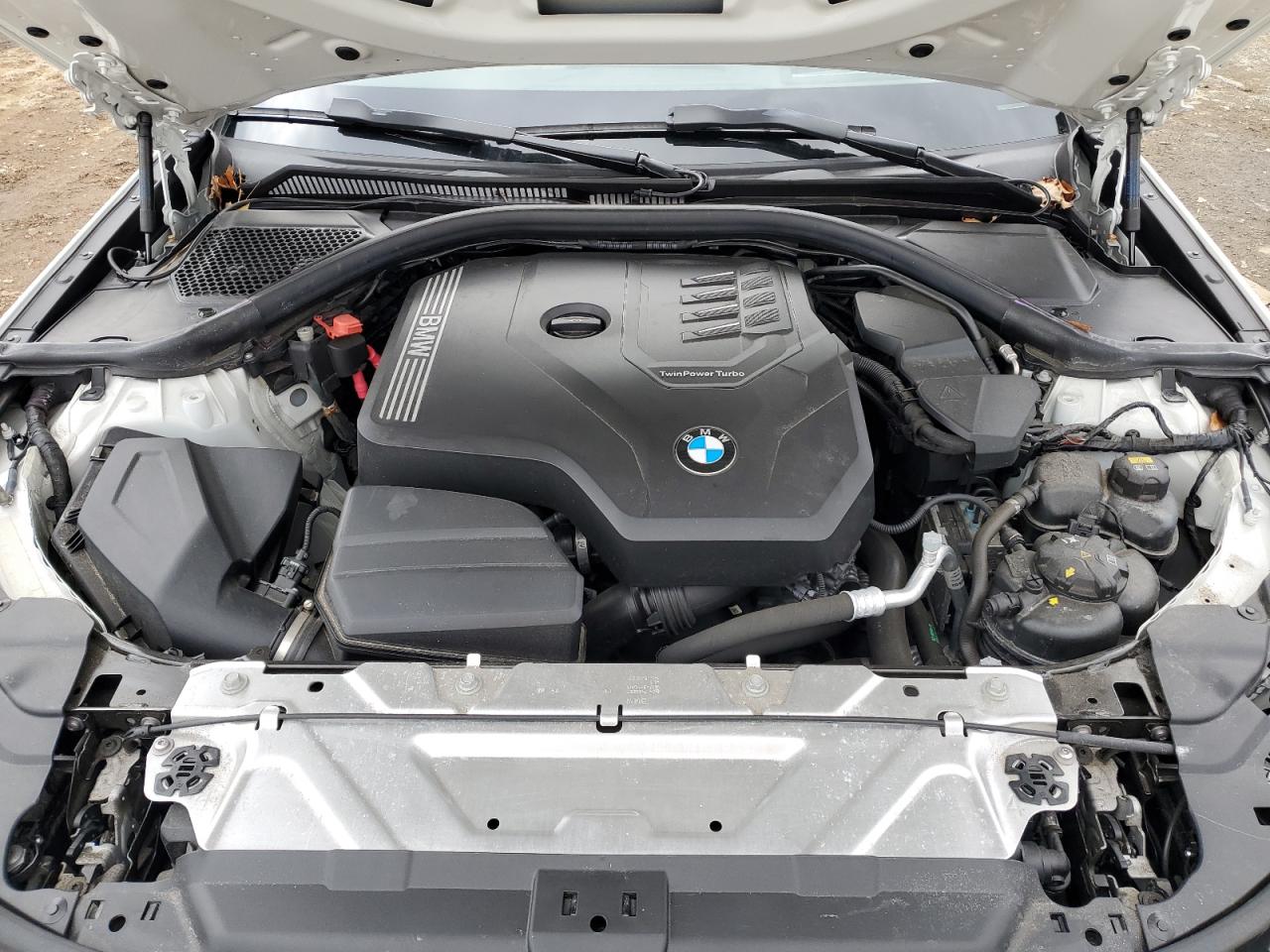 BMW 3 Series Image 12