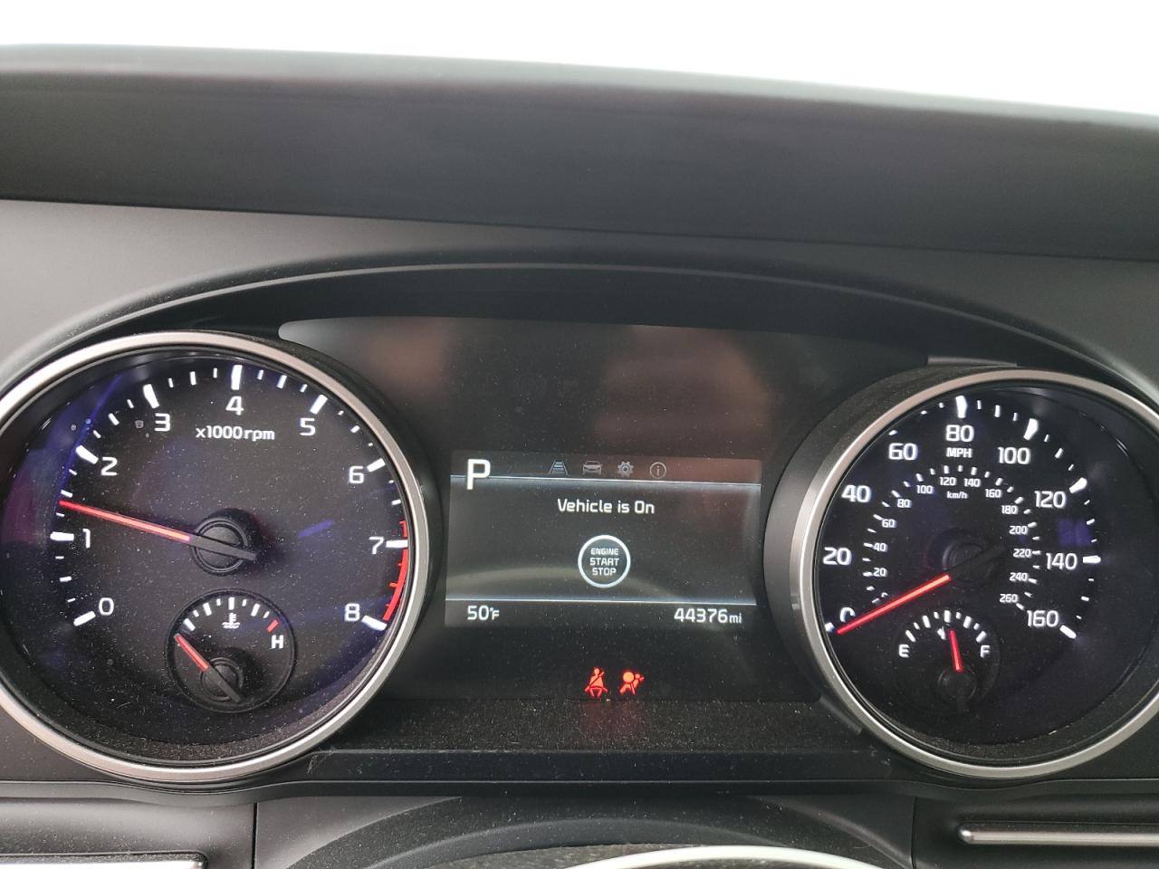 Kia Carnival Lx Image 10