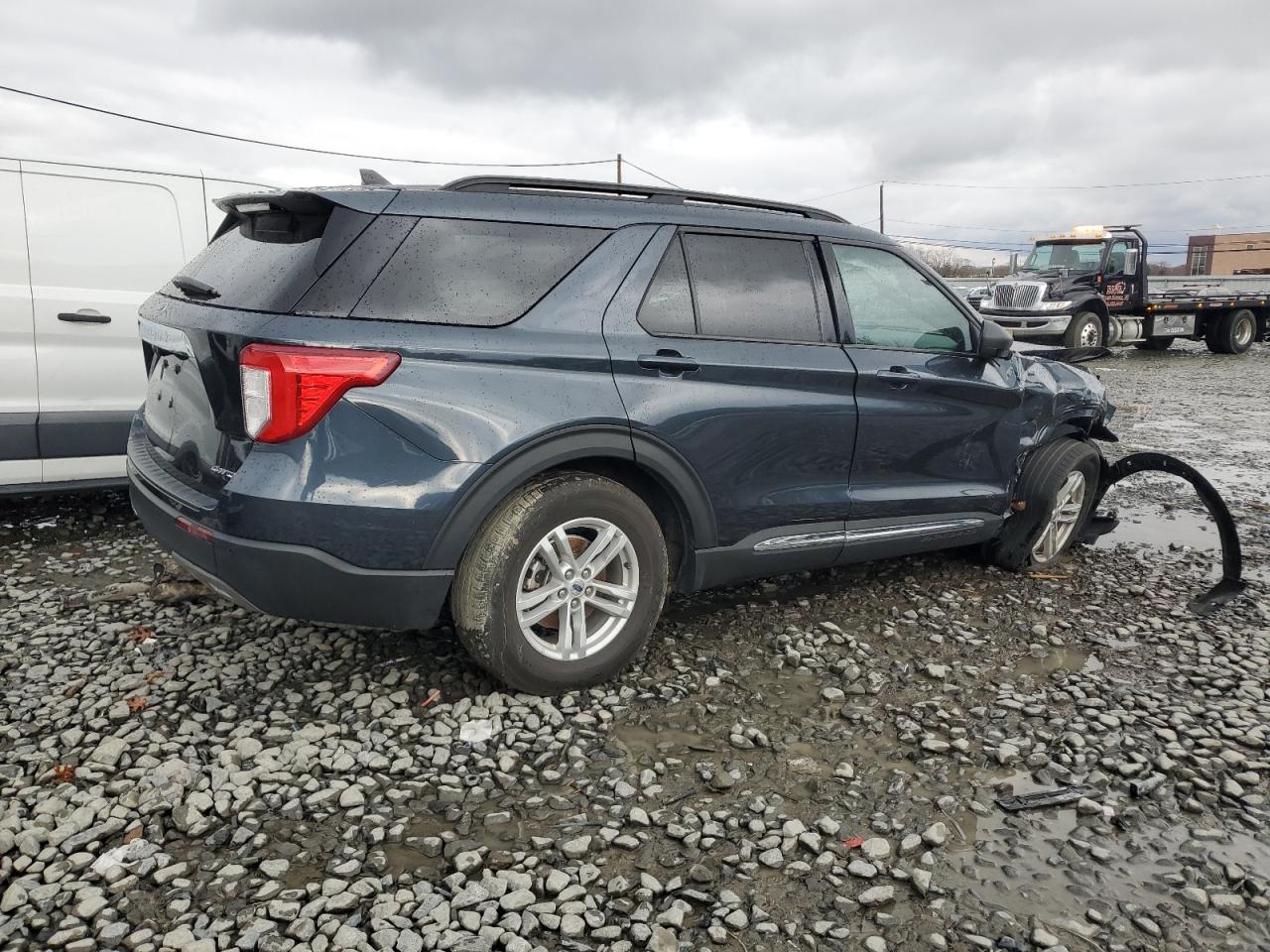 Ford Explorer Xlt Image 13