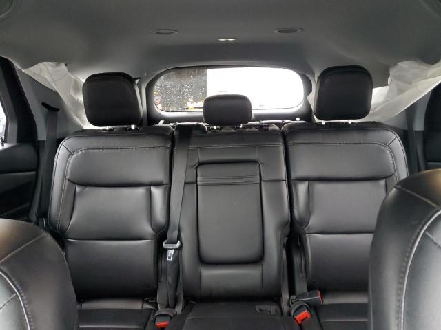 Ford Explorer Xlt Image 8