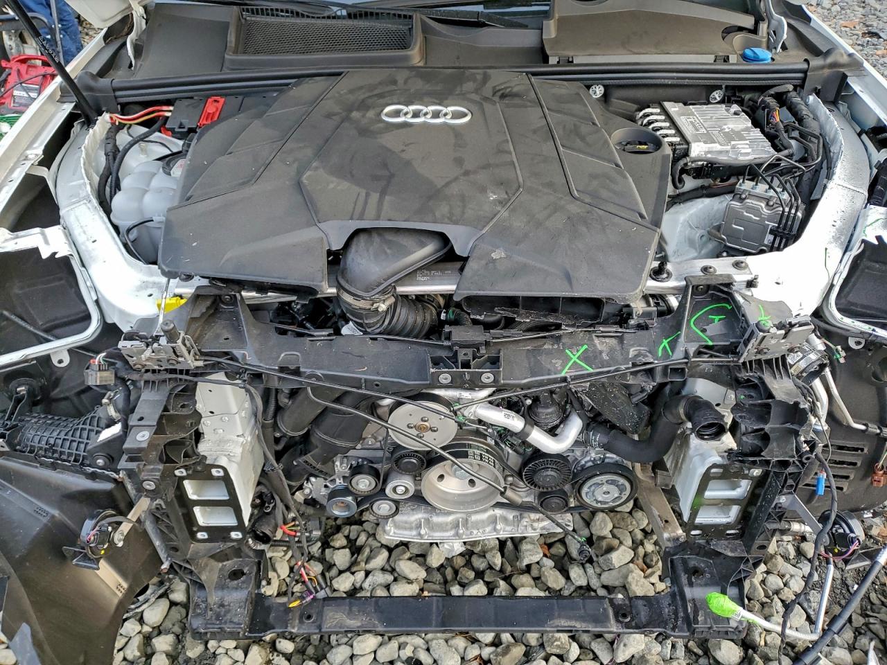 Audi Q7 Premium Plus Image 10