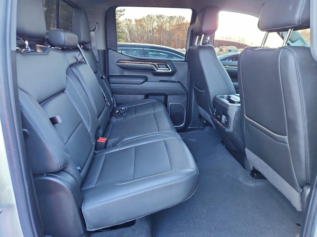 Chevrolet Silverado K1500 Rst Image 6