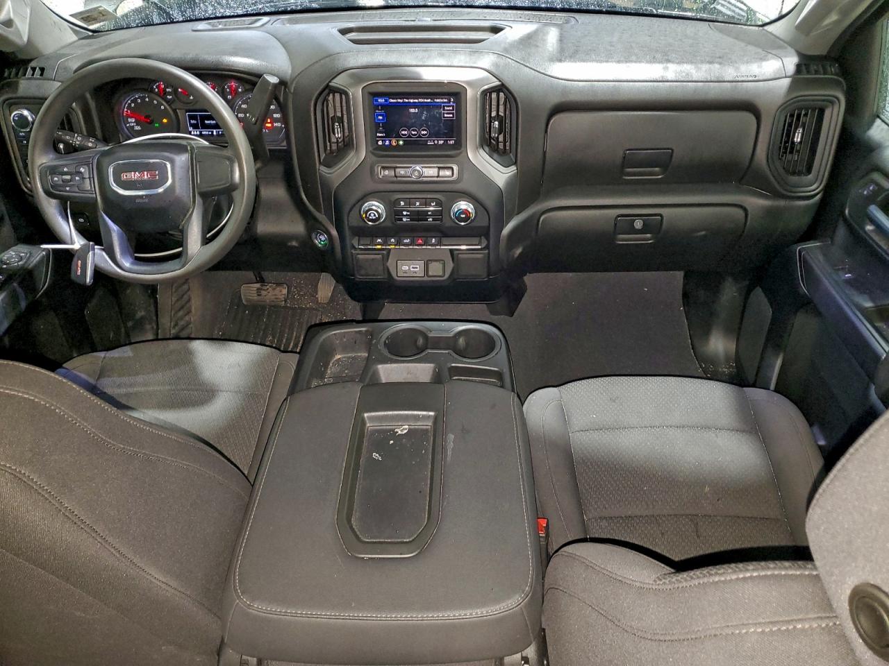 GMC Sierra K1500 Image 8