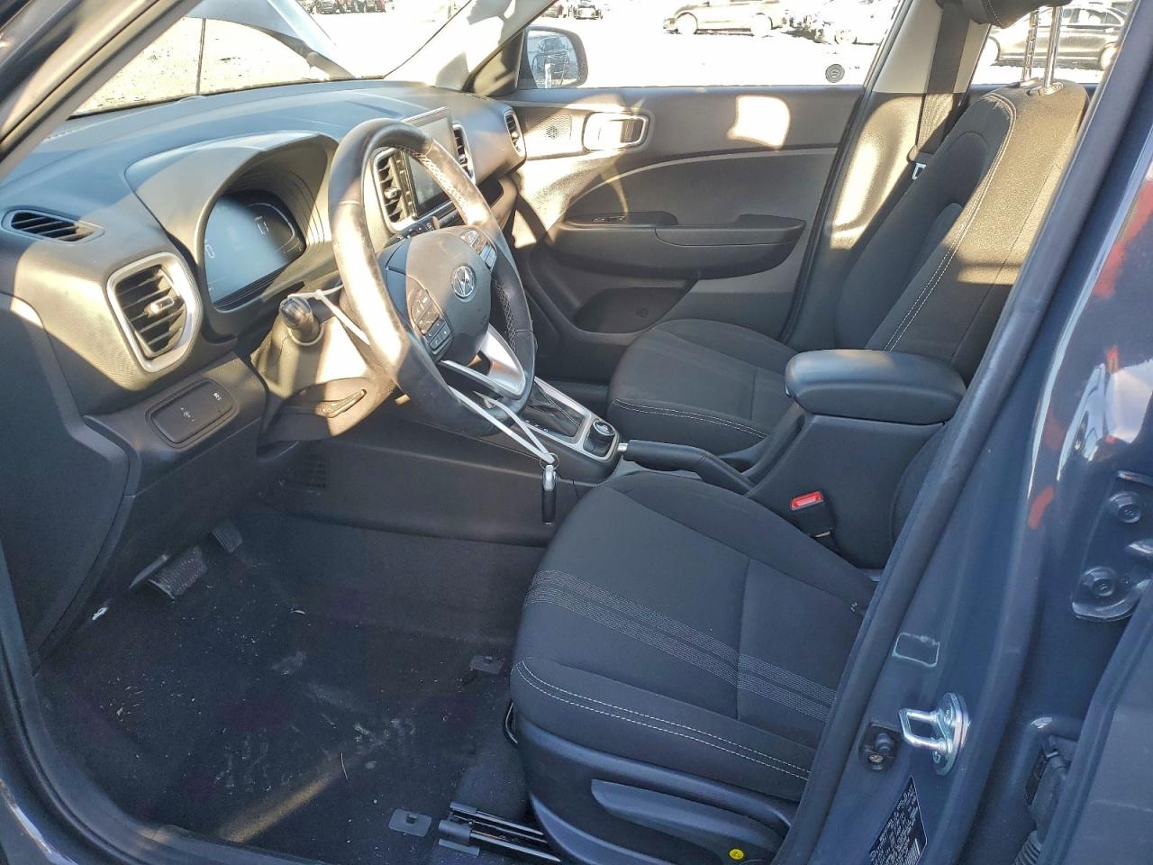 Hyundai VENUE Sel Image 7