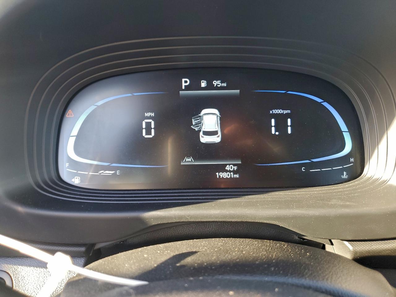 Hyundai VENUE Sel Image 3