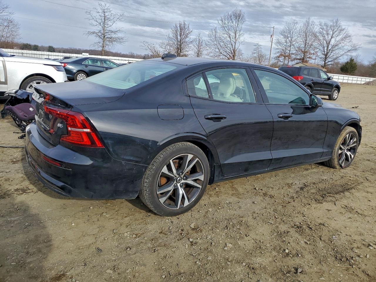 Volvo S60 Core Core Image 4