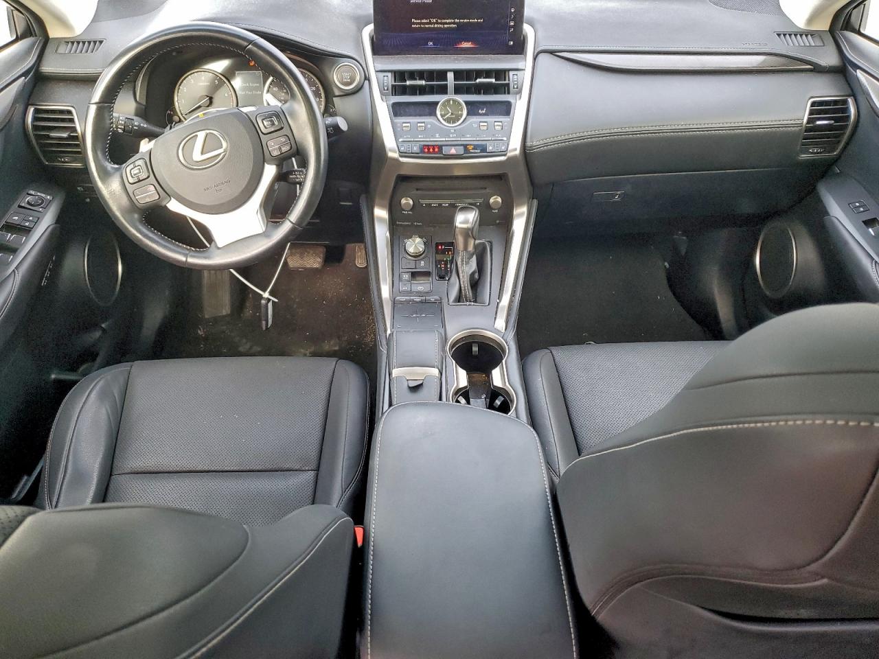 Lexus NX 300 Base Image 7