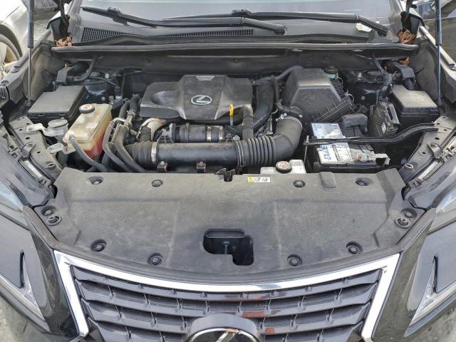 Lexus NX 300 Base Image 5