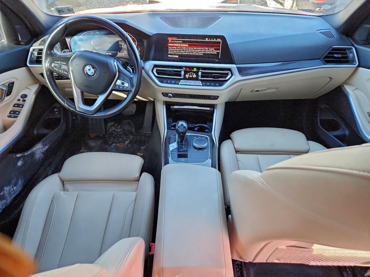 BMW 3 Series Image 12