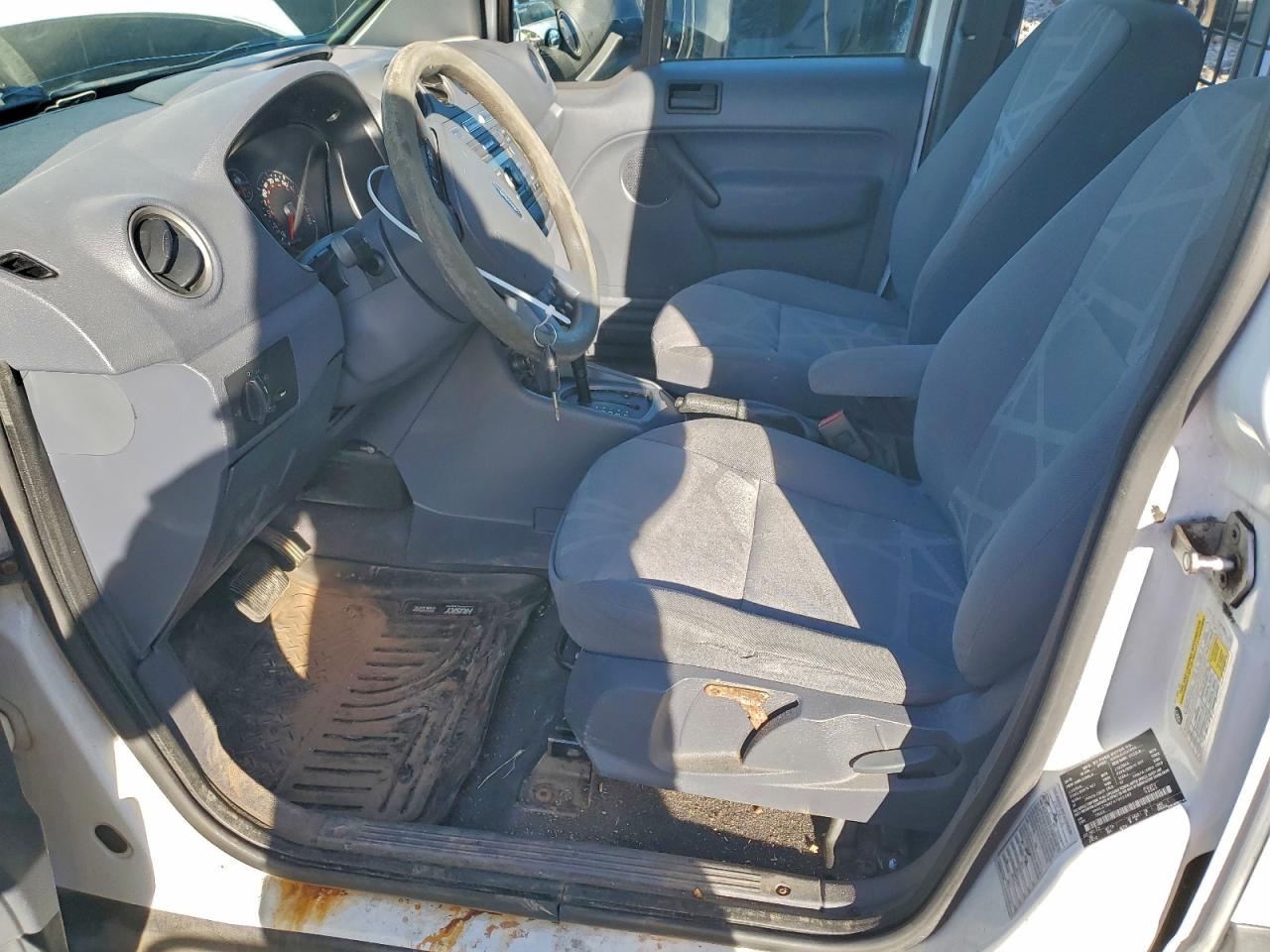 Ford Transit Xlt Image 7