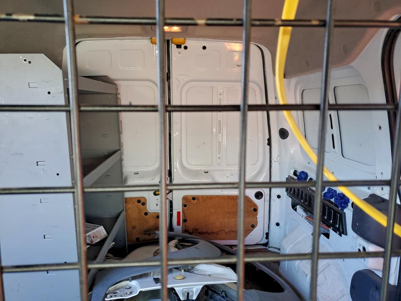 Ford Transit Xlt Image 8