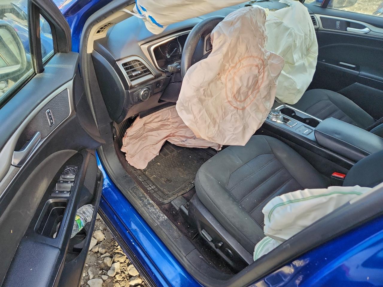 Ford Fusion Se Image 5