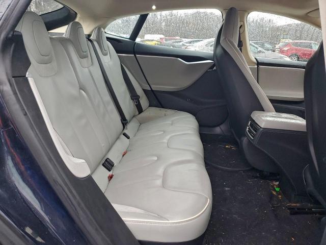 Tesla Model S Image 3