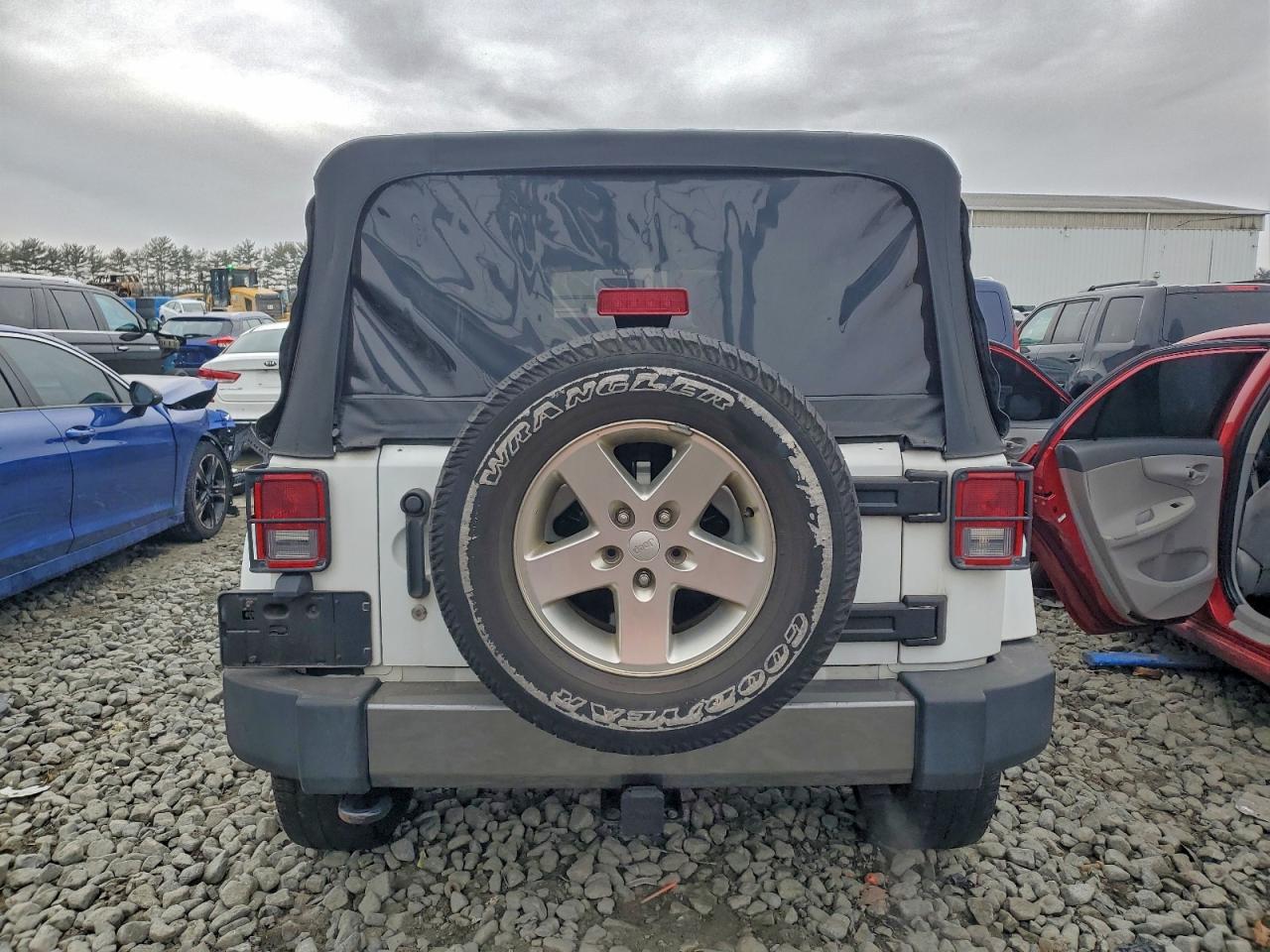 Jeep Wrangler Sport Image 4