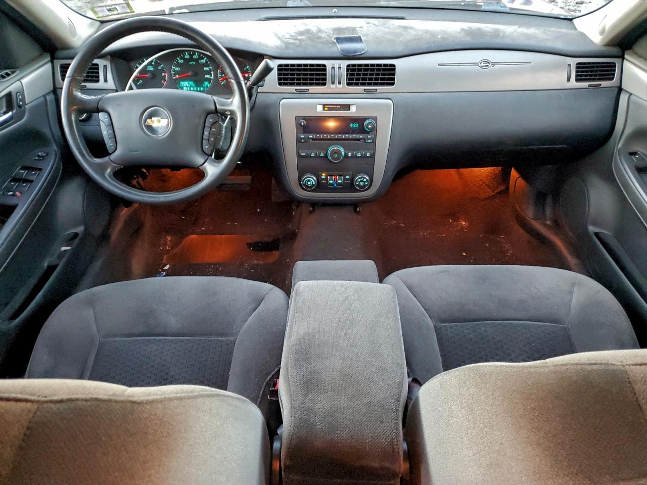 Chevrolet Impala Lt Image 2