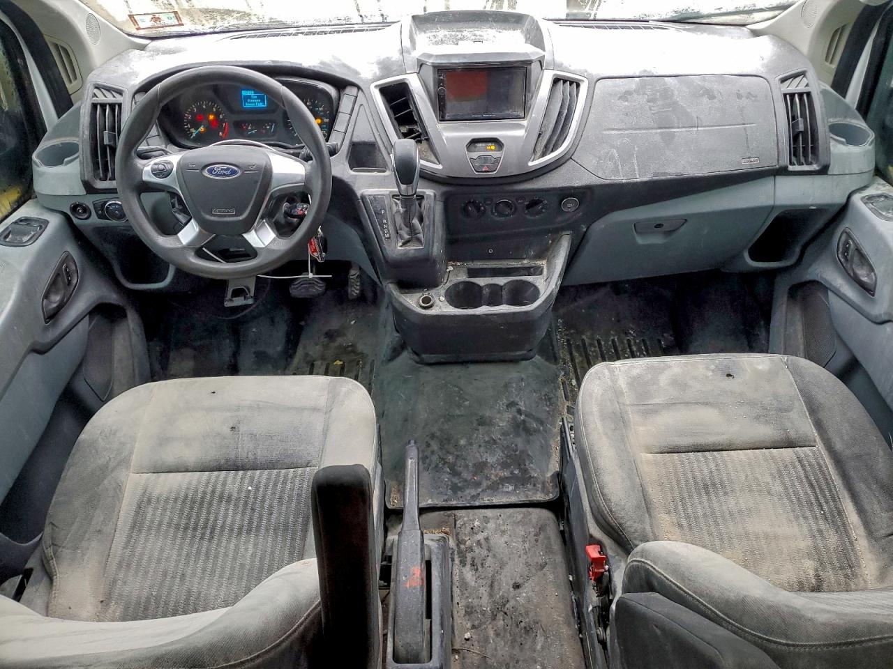 Ford Transit T-250 Image 3