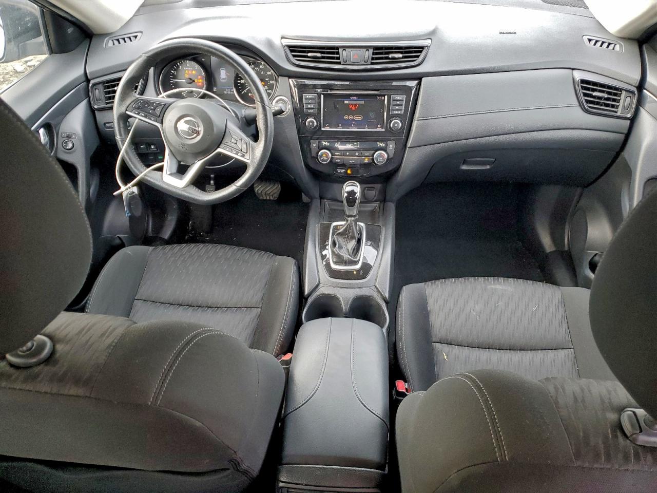 Nissan Rogue S Image 5