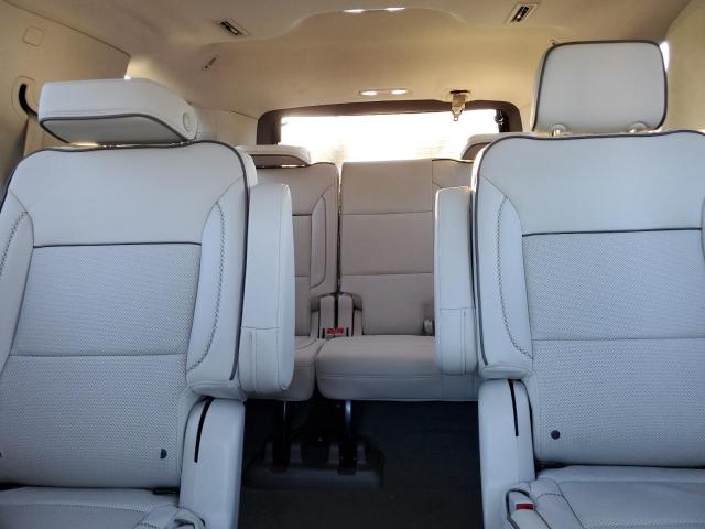 GMC Yukon Denali Image 7