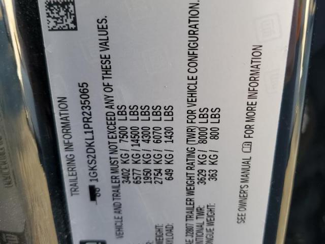 GMC Yukon Denali Image 4