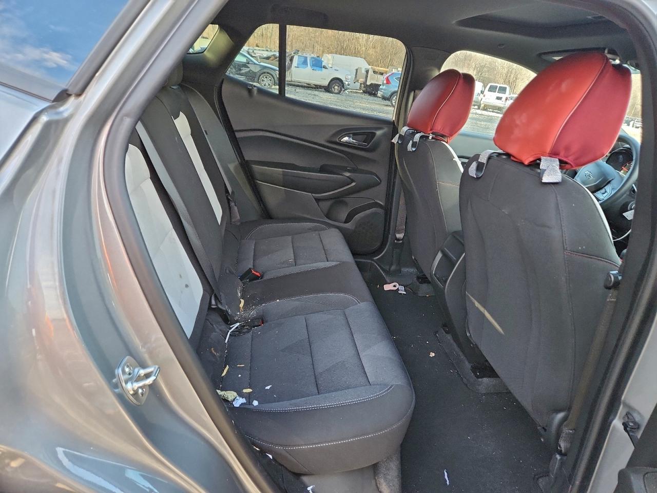 Chevrolet Trax 1rs Image 6