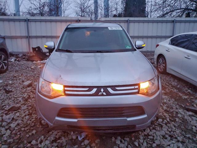 Mitsubishi Outlander Se Image 10