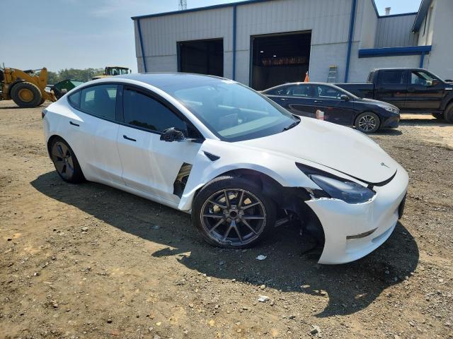 Tesla Model 3 Image 10