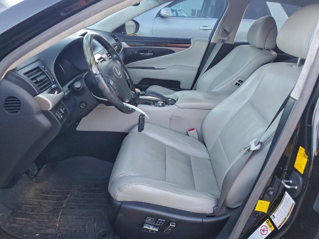 Lexus LS 460 Image 12