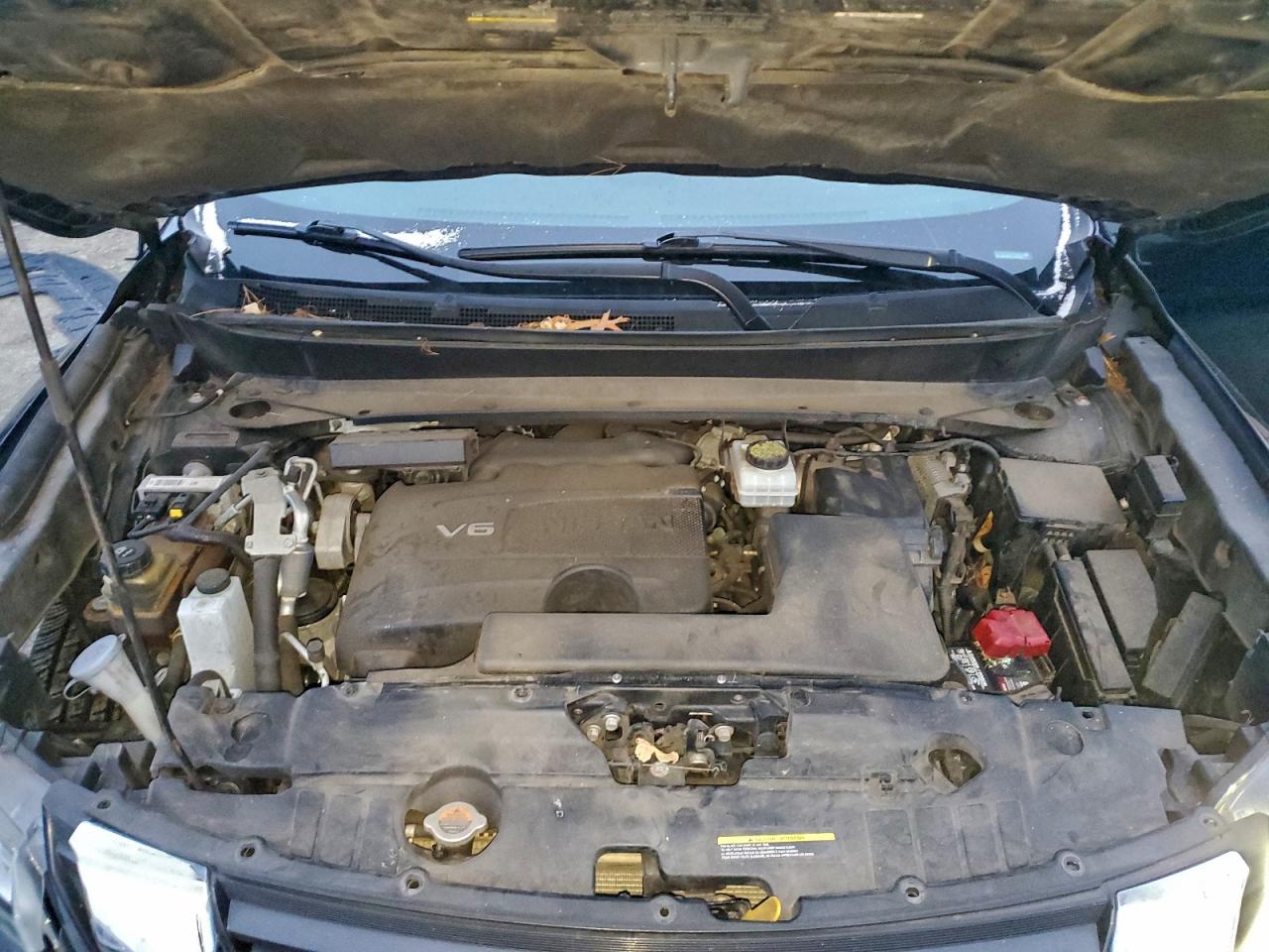 Nissan Pathfinder S Image 12