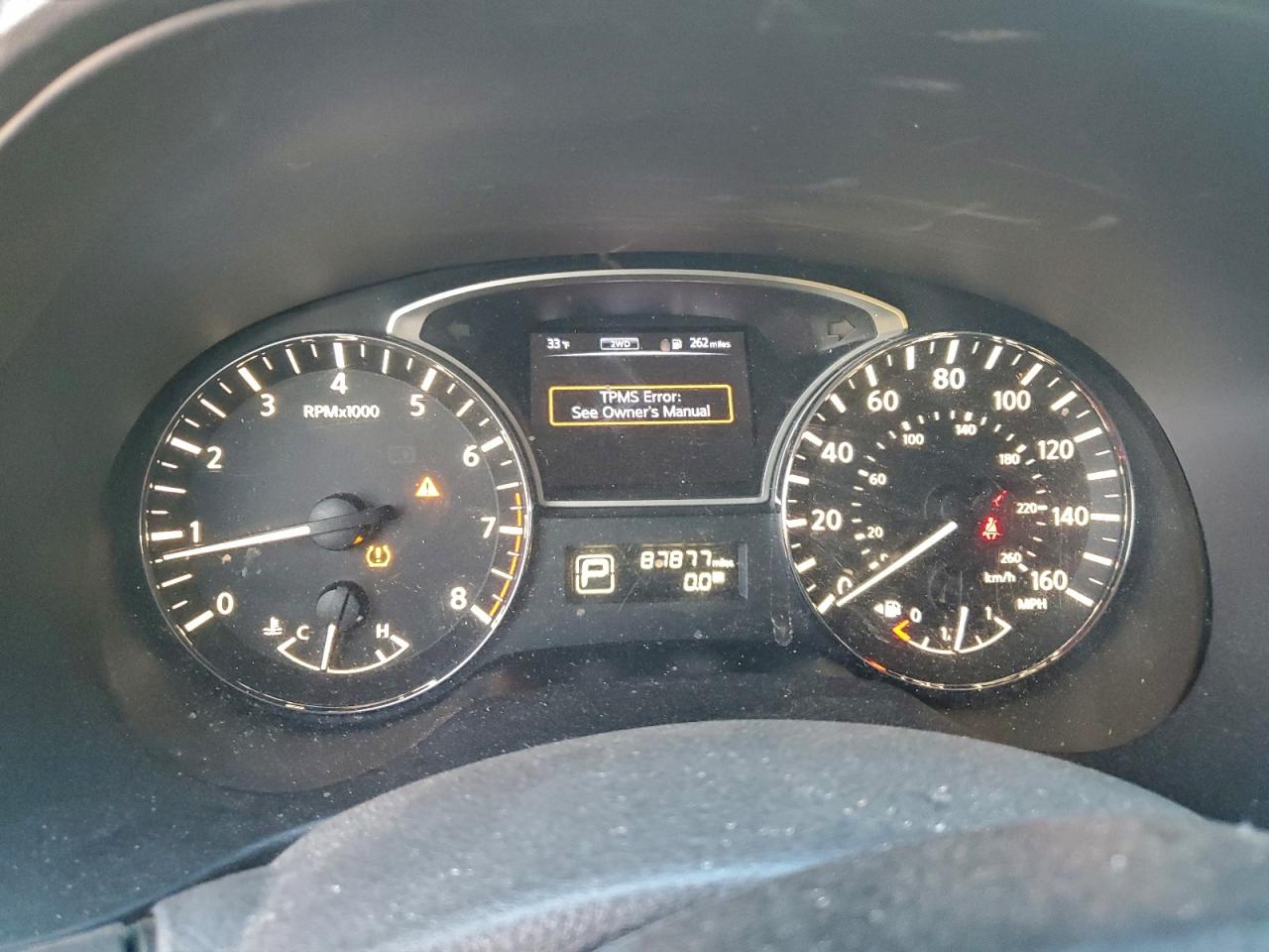 Nissan Pathfinder S Image 7