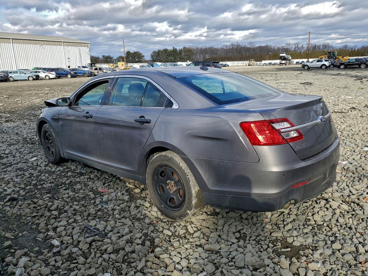 Ford Taurus Police Interceptor Image 3