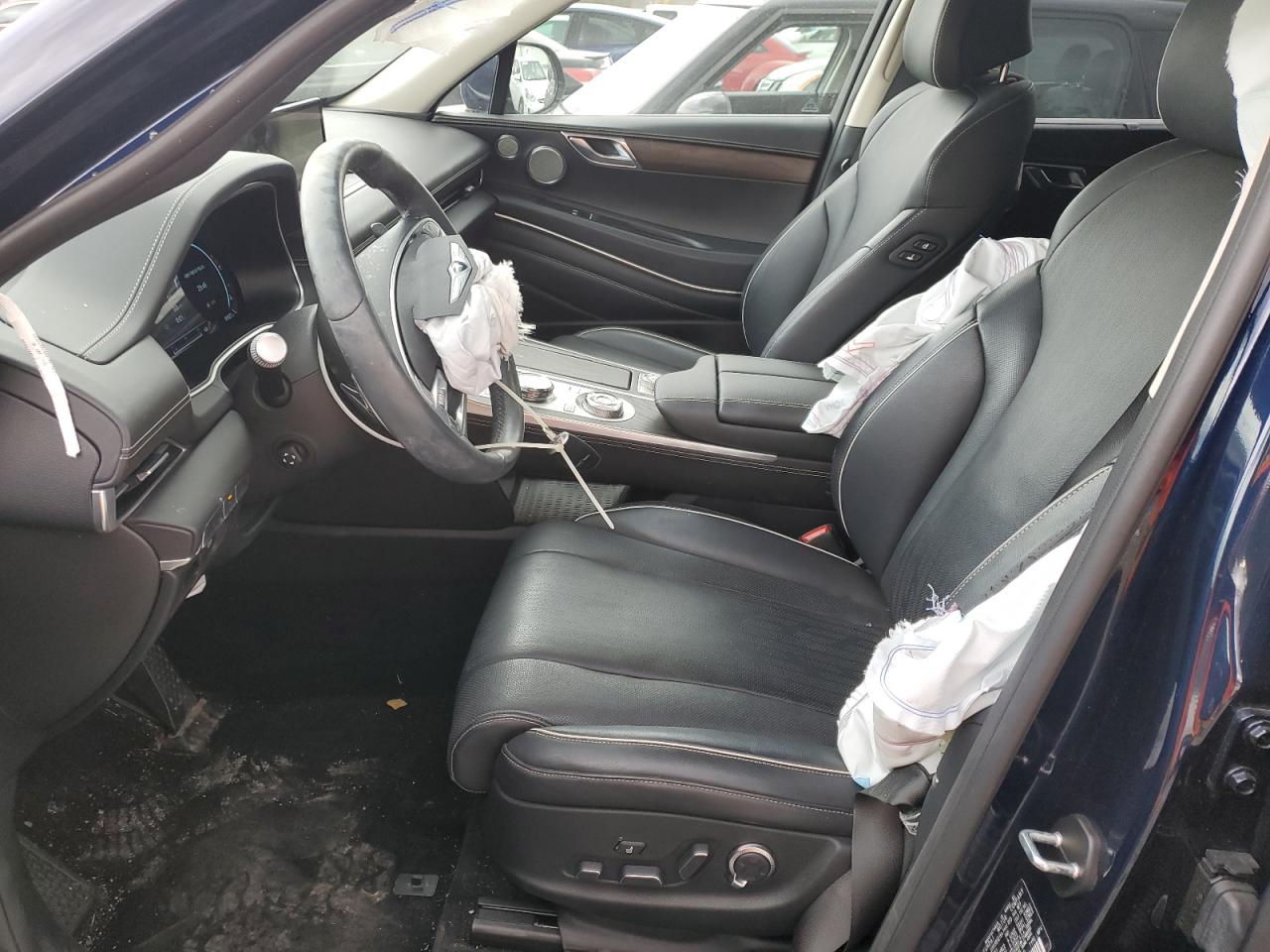 Genesis GV80 Base Image 8