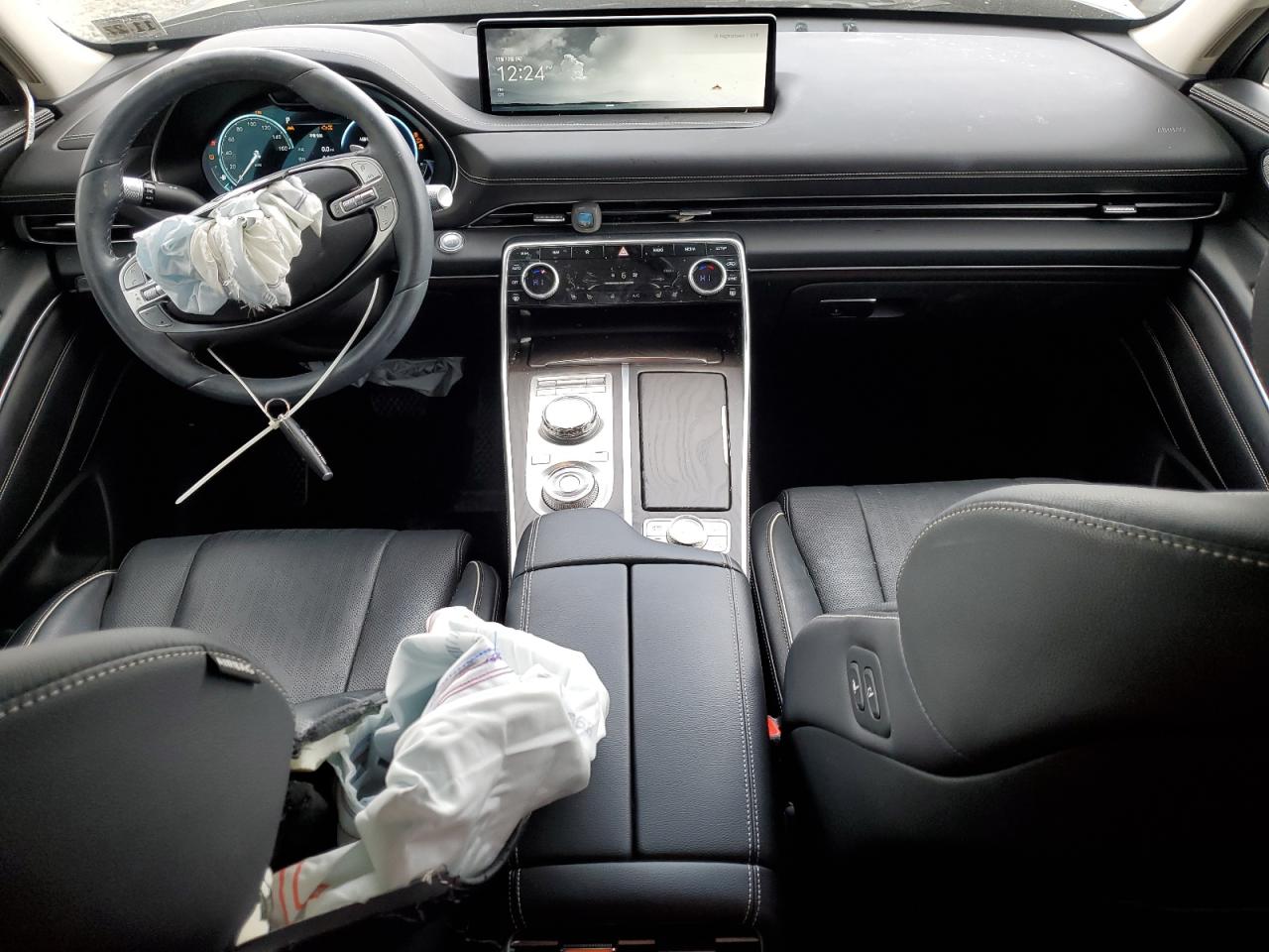 Genesis GV80 Base Image 4