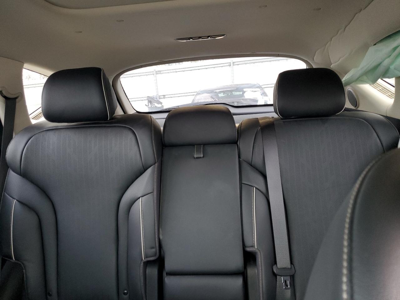 Genesis GV80 Base Image 5