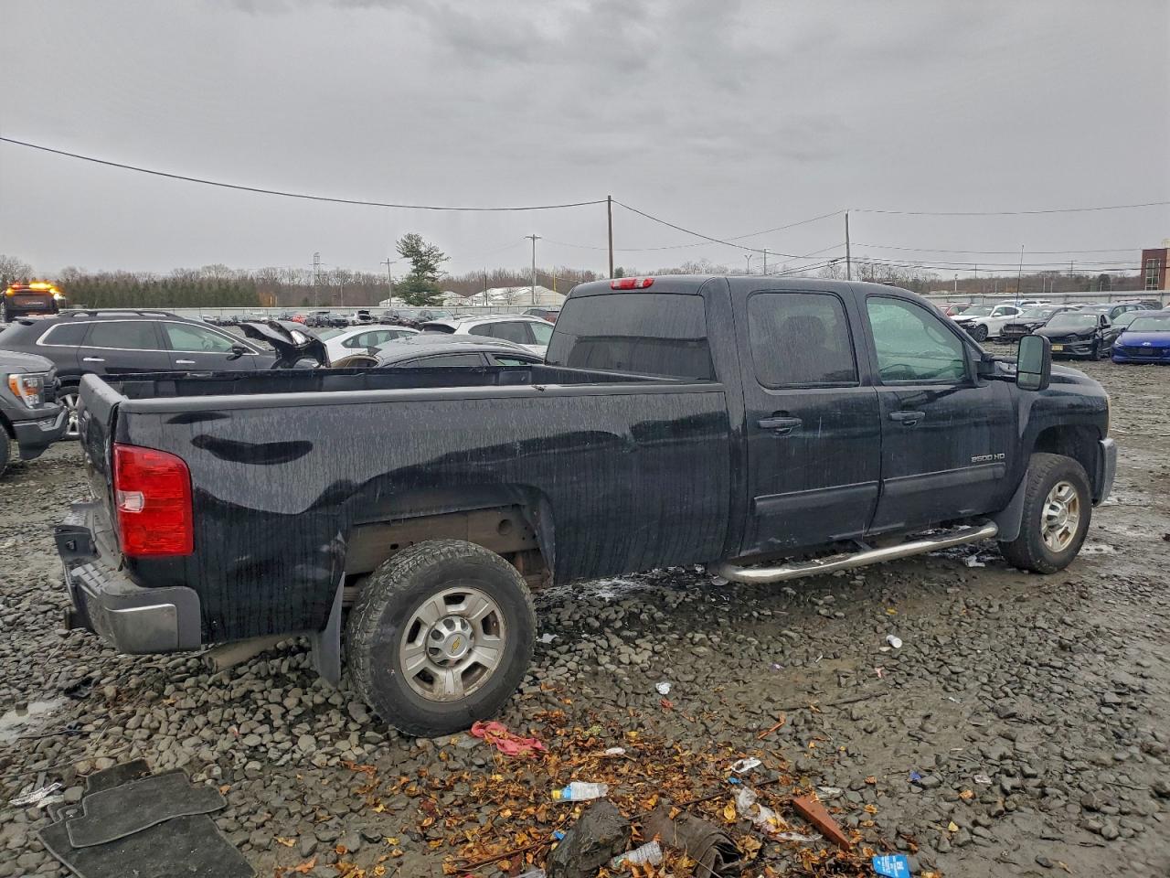 Chevrolet Silverado C2500 Heavy Duty Lt Image 2