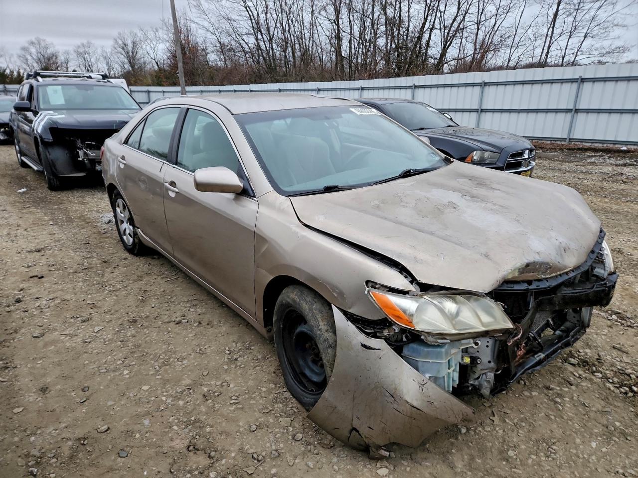 Toyota Camry Base Image 5