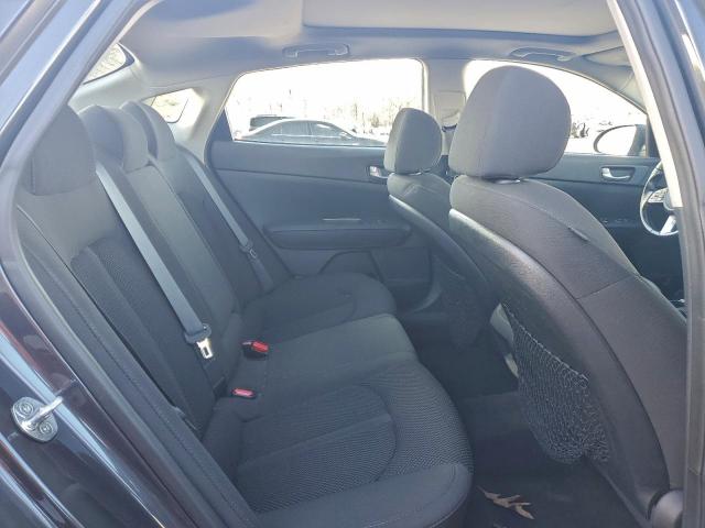 Kia Optima Lx Image 11