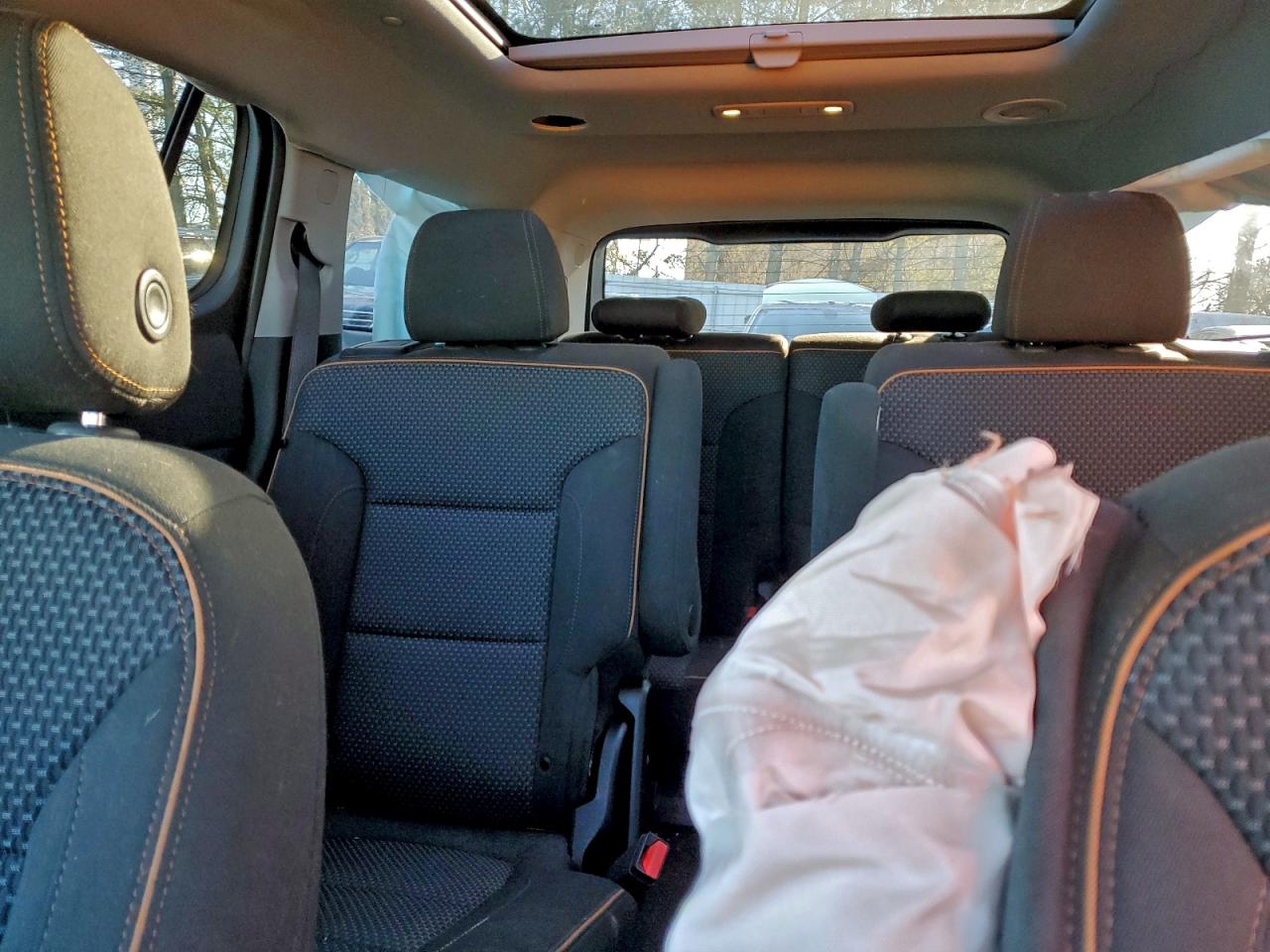 GMC Acadia At4 Image 12