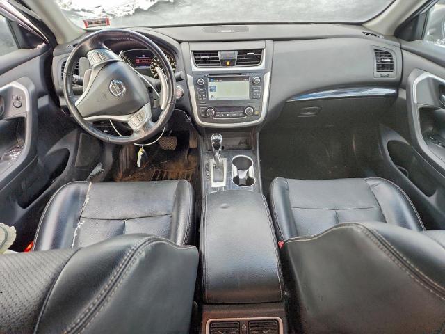 Nissan Altima 3.5sl Image 2