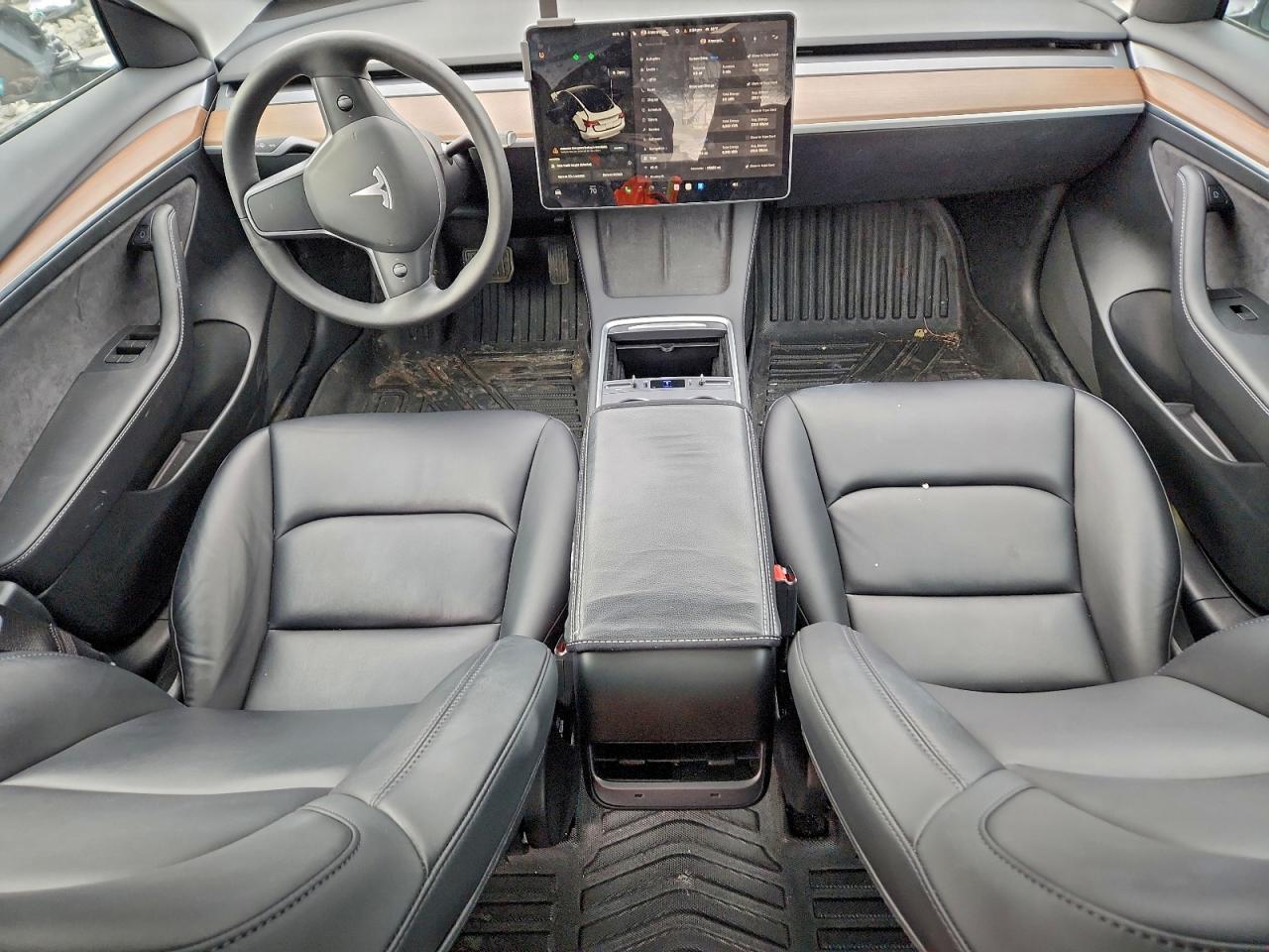 Tesla Model 3 Image 12