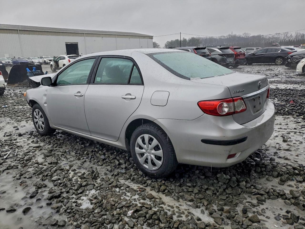 Toyota Corolla Base Image 4
